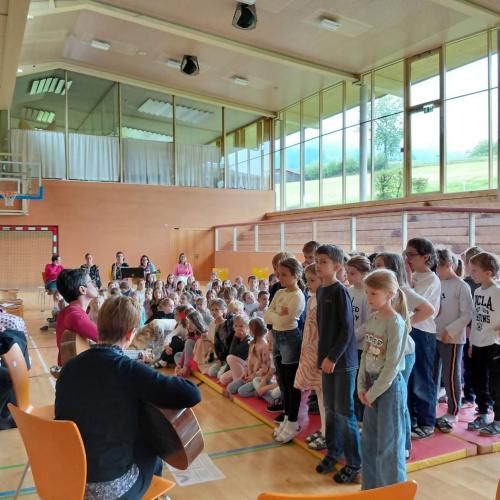 Besuch vom Weihbischof 