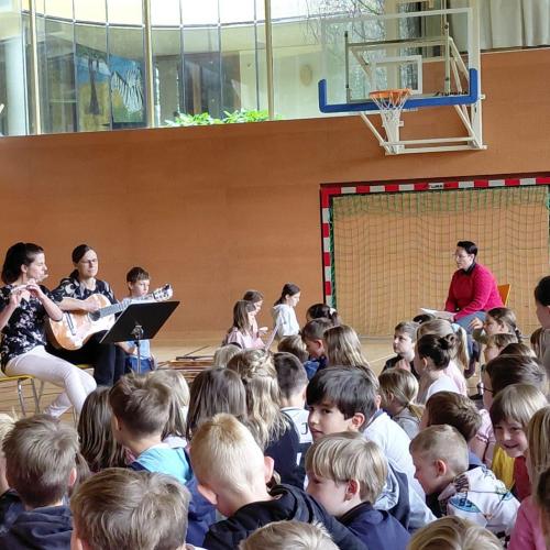 Besuch vom Weihbischof 