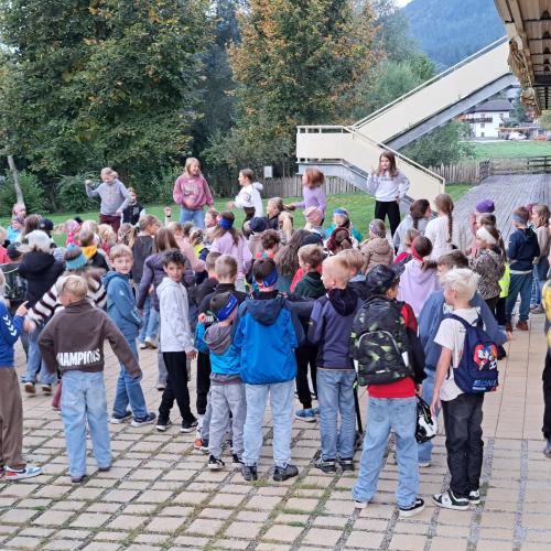 Kinder beim Tanzen
